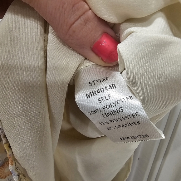 Floral Lace-Trimmed Jumpsuit - Picture 4 of 16